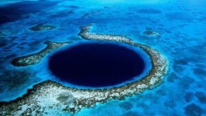 The Great Blue Hole (1)